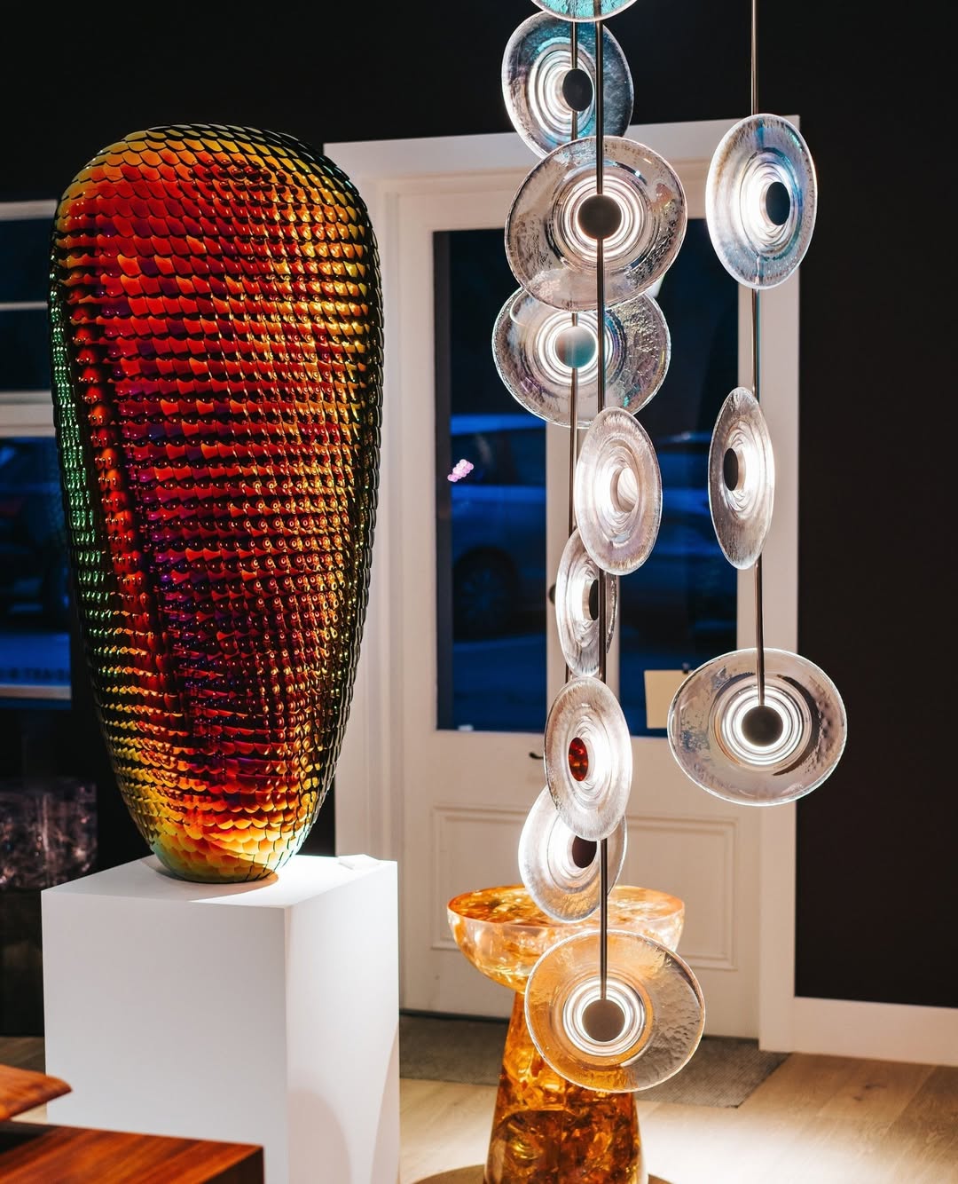 Modern Art Design Radiant Glass Chandelier