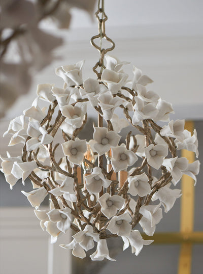 Modern Art Design Lily Ceramic Flower Chandelier for Low-ceiling