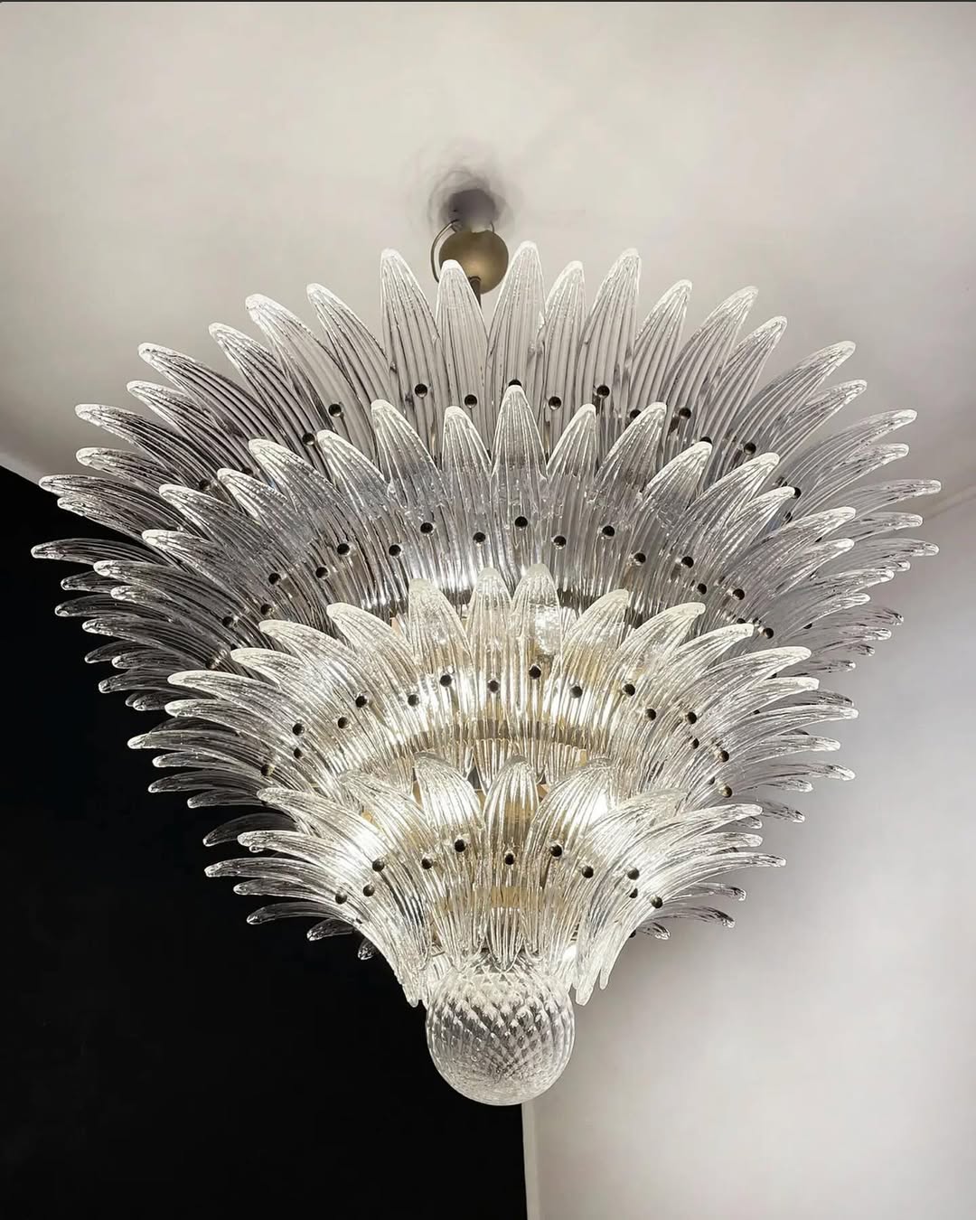Murano Chandelier – Palmette– Smoked