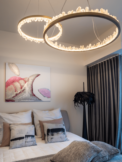 Modern Style Rings Brass & Natural Quartz Crystal Chandelier in Brass/Black Finish - 1 Tier / D23.6" * H4"BrassWarm LightCyranlamps