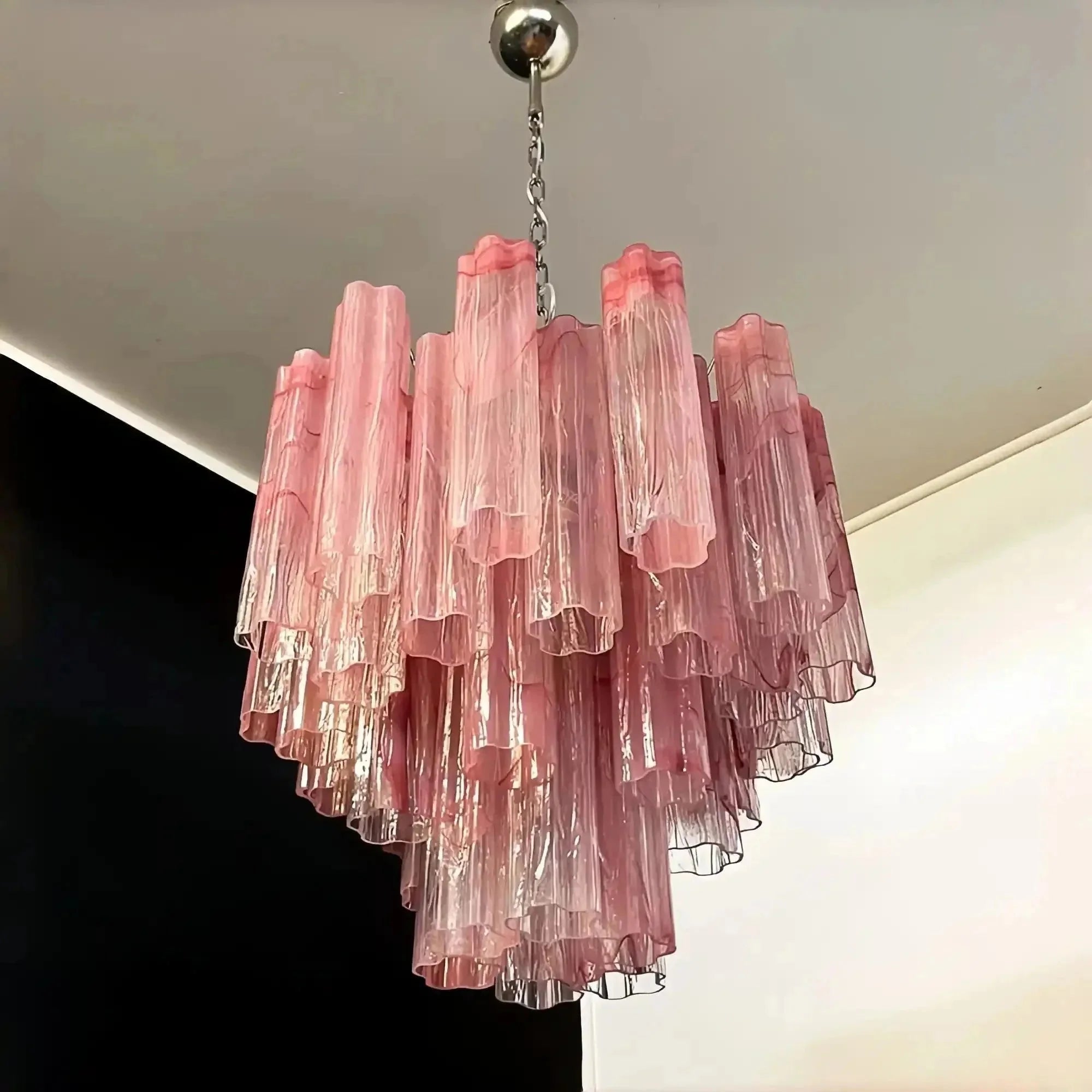 Murano Chandelier – 48 tubes – Alabaster Pink - Cyran Lamps