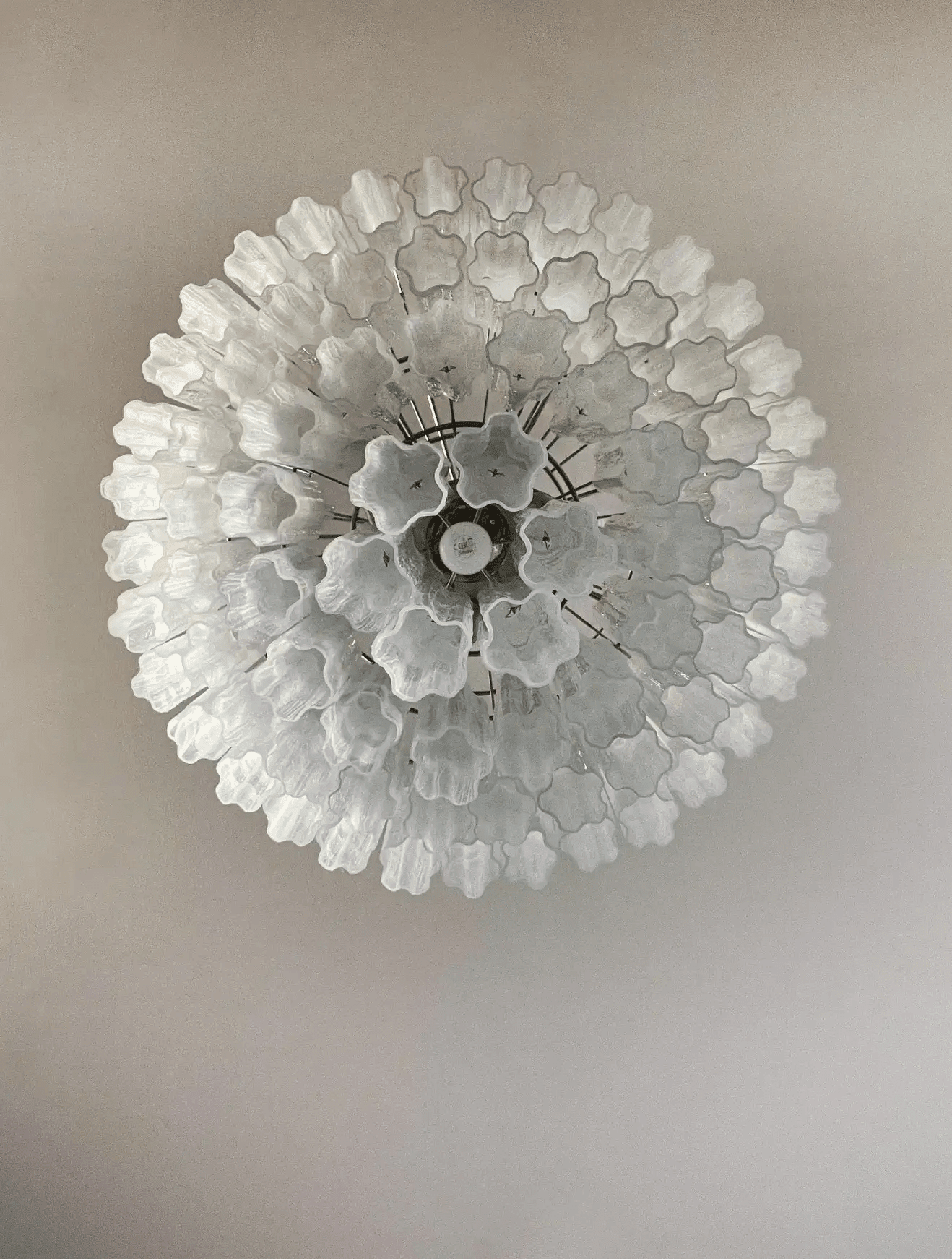 Murano Chandelier – 78 tubes – Alabaster white - Cyran Lamps
