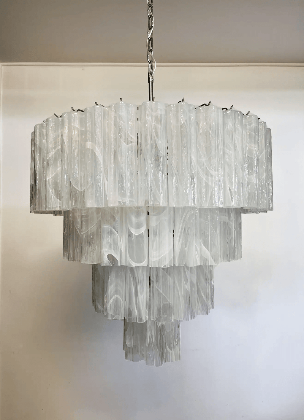 Murano Chandelier – 78 tubes – Alabaster white - Cyran Lamps