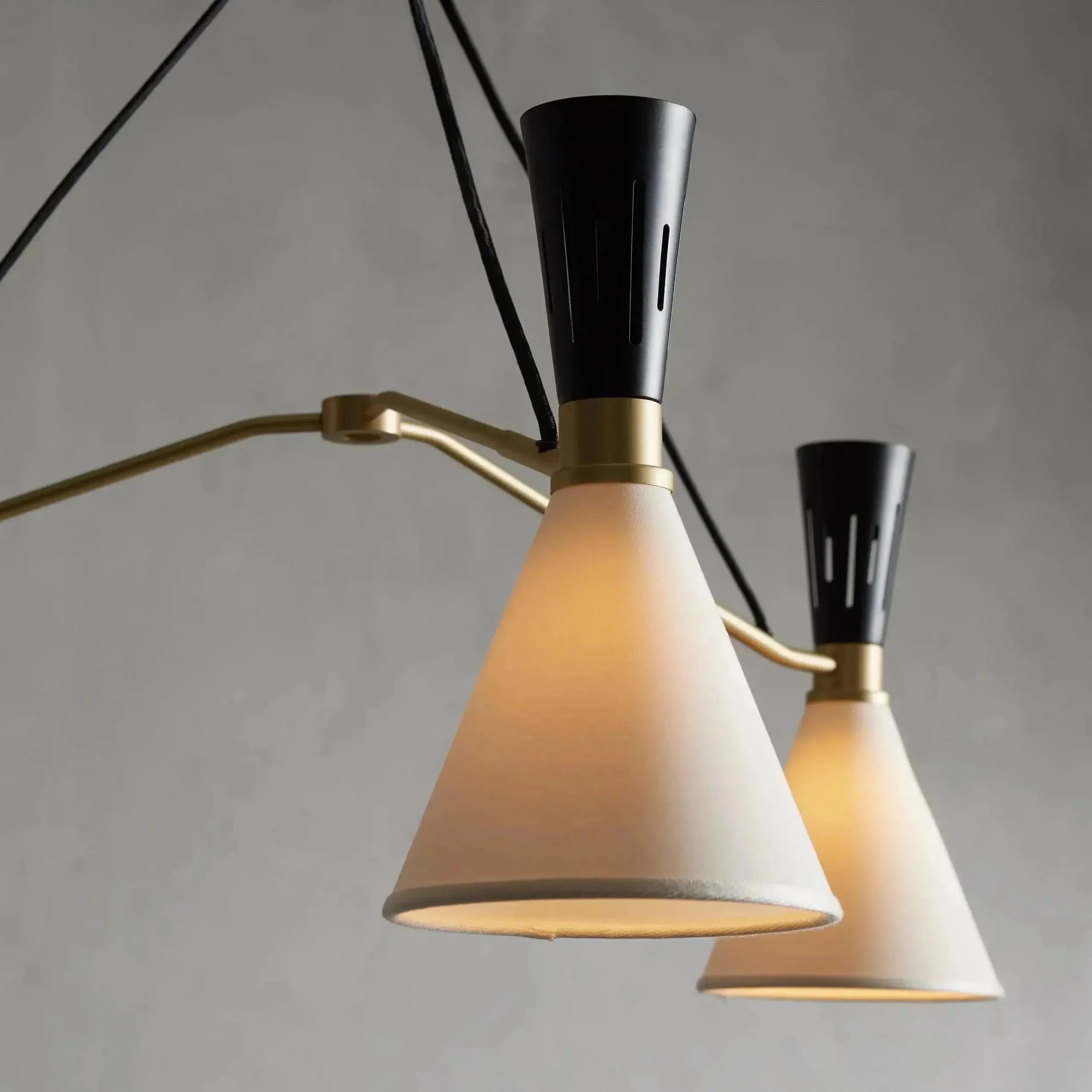 Ramsey 3 - Light Round Chandelier - Cyran Lamps