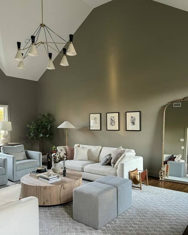 Ramsey 5 - Light Round Chandelier - Cyran Lamps