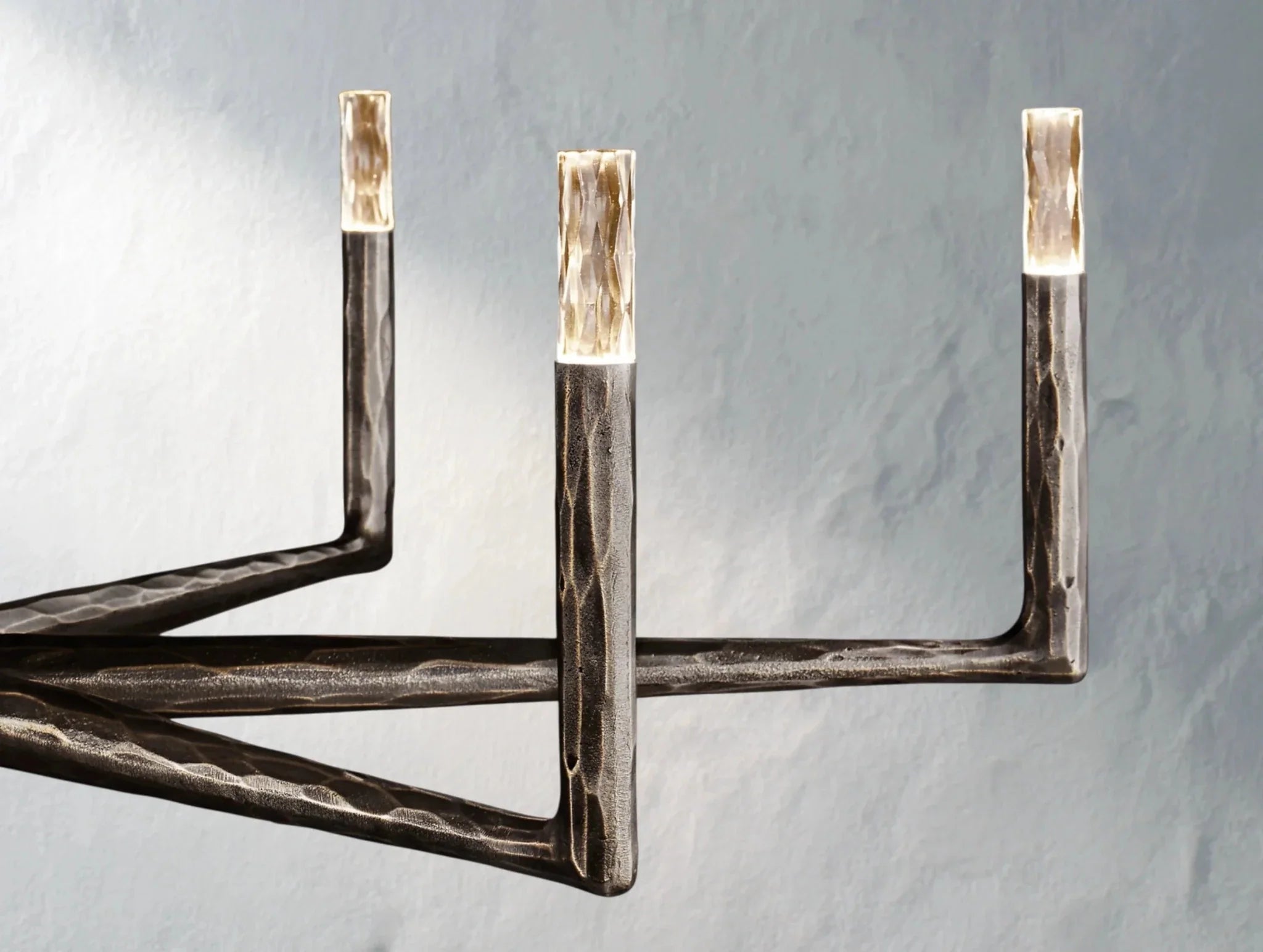 Thadria Round Chandelier - Cyran Lamps
