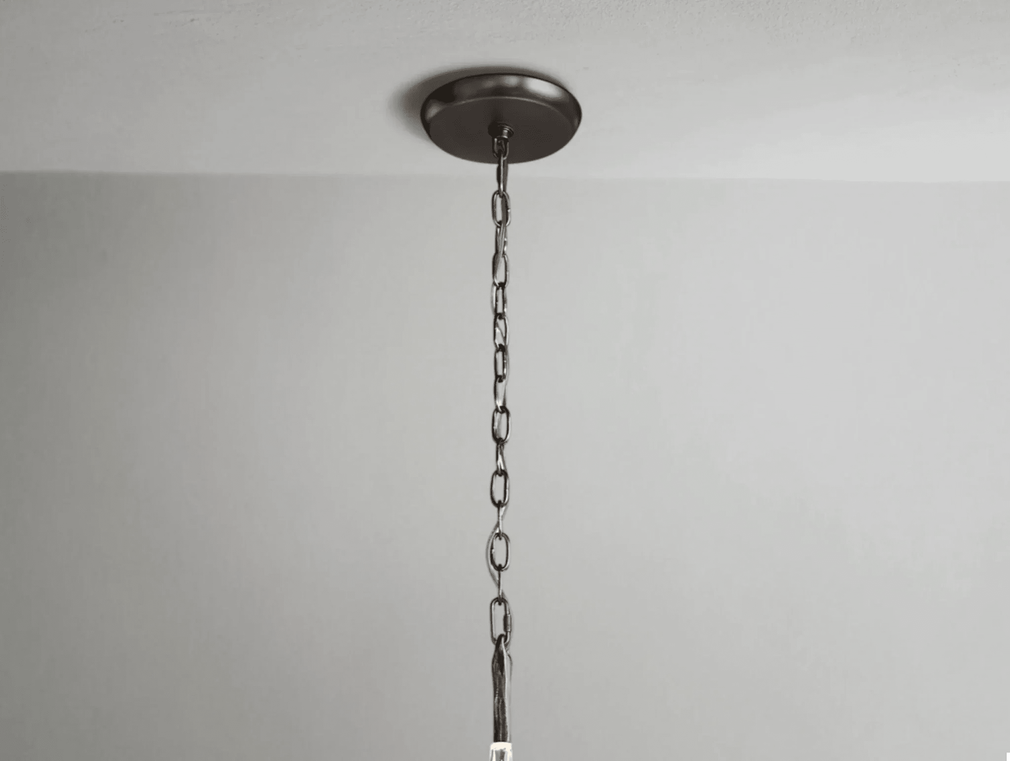 Thadria Round Chandelier - Cyran Lamps