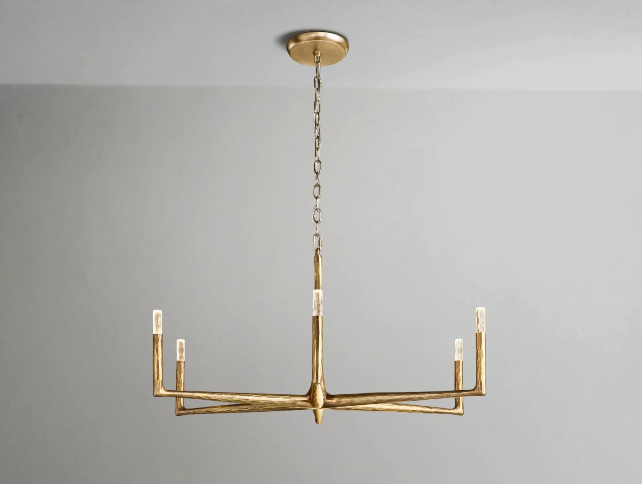 Thadria Round Chandelier - Cyran Lamps