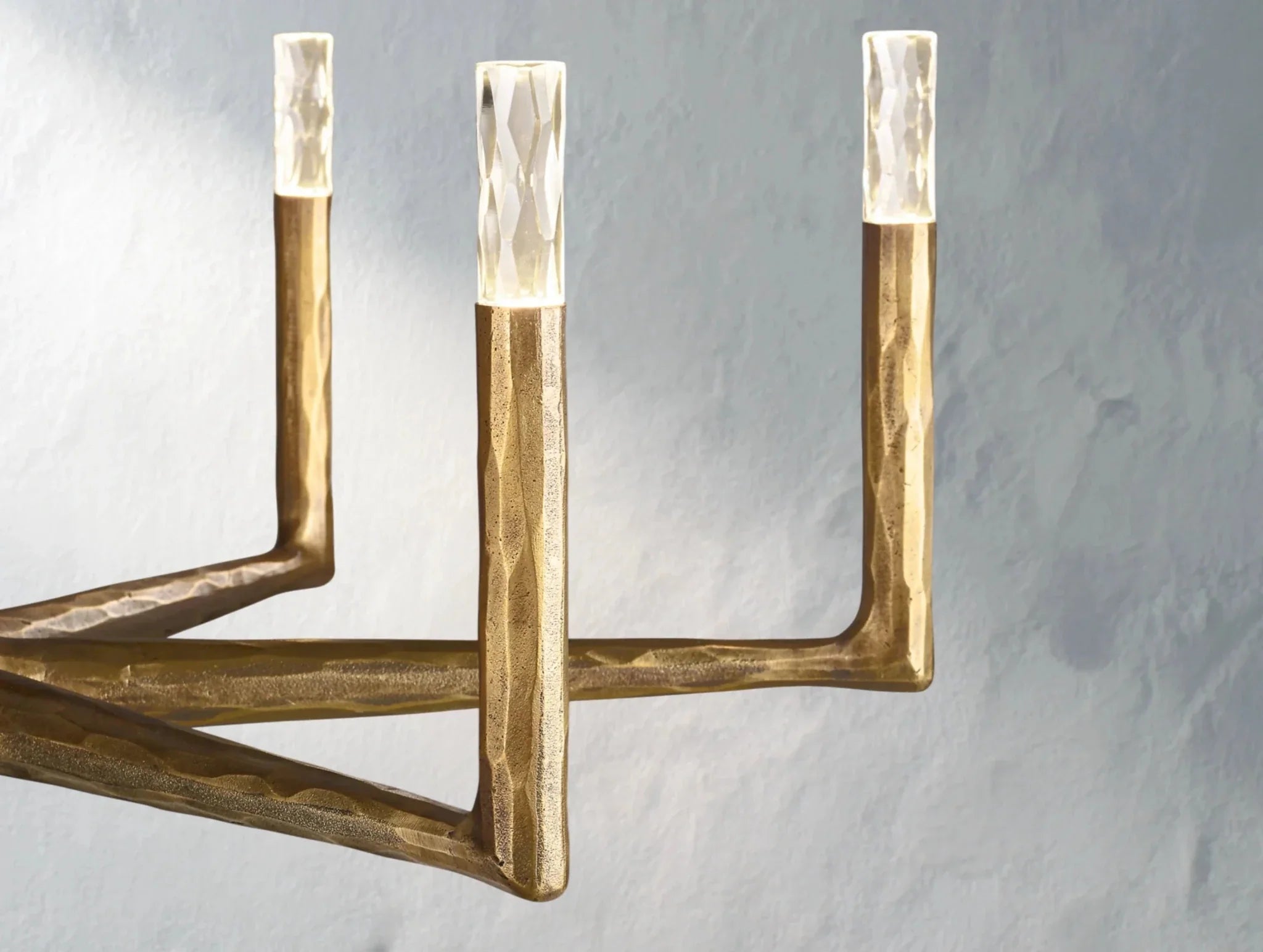 Thadria Round Chandelier - Cyran Lamps