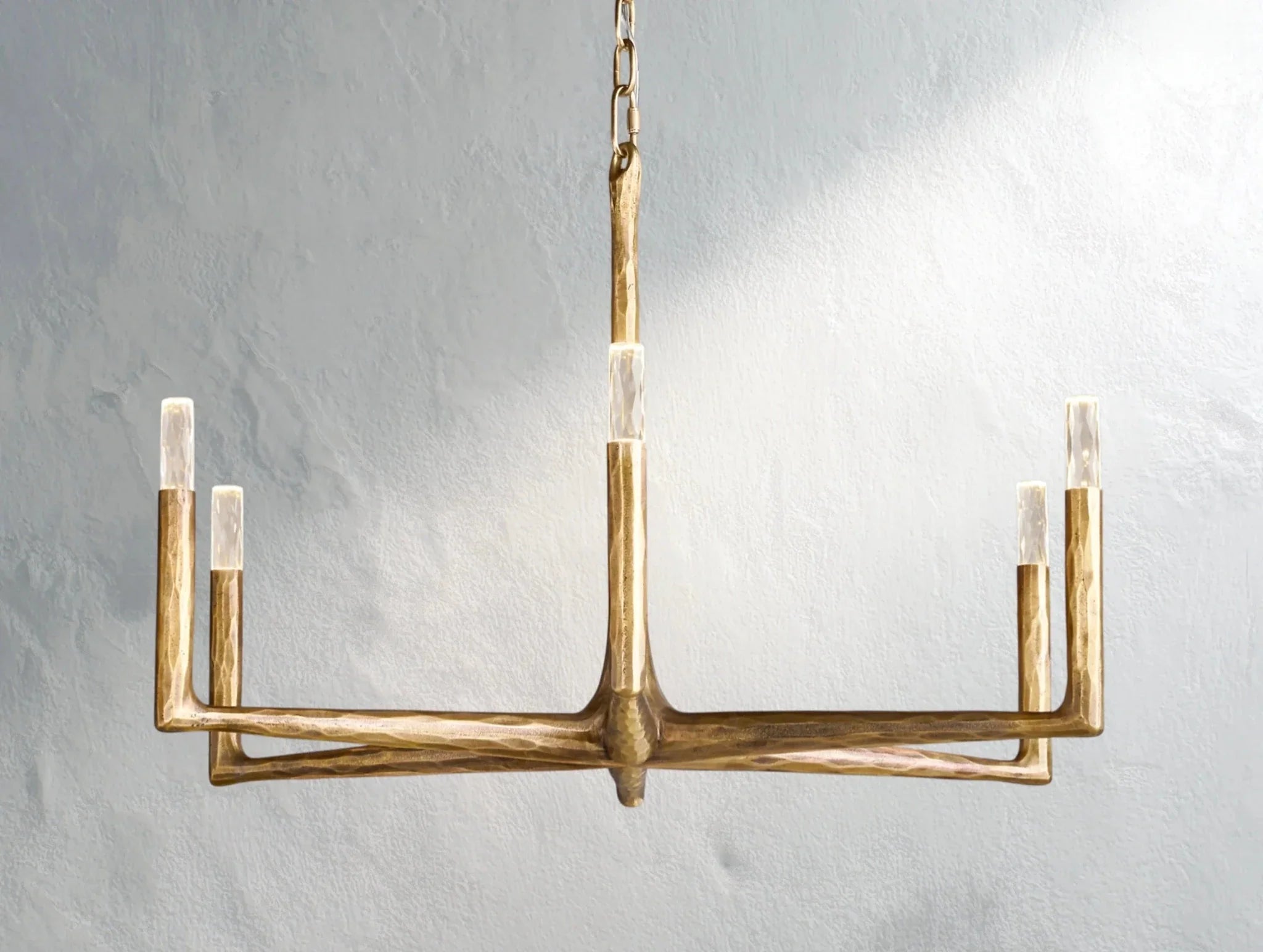 Thadria Round Chandelier - Cyran Lamps