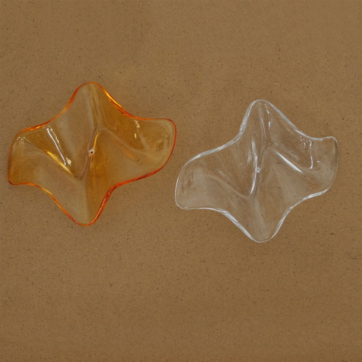 Veloria Fluid Glass Pendant - cyranlamps
