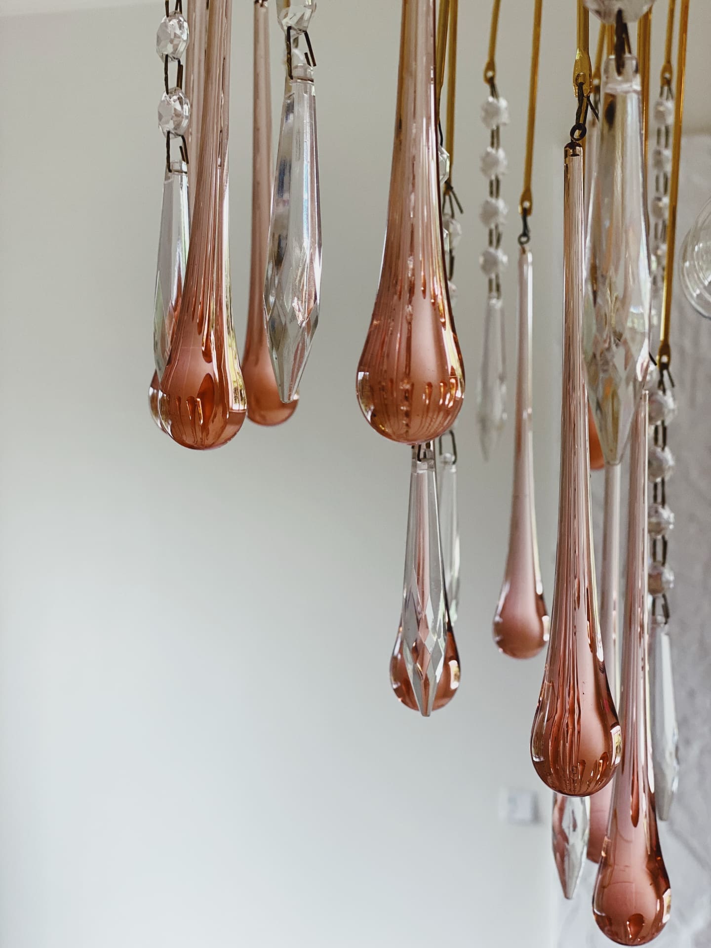Vintage – Murano Teardrops Chandelier – 70s – Pink prisms - Cyran Lamps