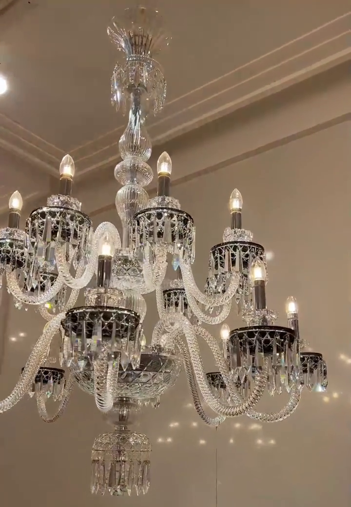 Elegant Crystal Chandelier in Italian